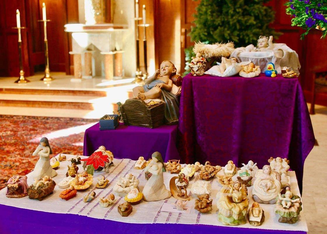 For Bambinelli Weekend, parishioners at St. Pius X brought their Baby Jesus to Mass for a very special blessing.