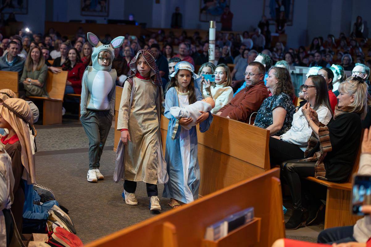 Parents, faculty and students of St. Matthew School enjoyed the 3rd grade Christmas Cantata on Dec. 11. (Copy)