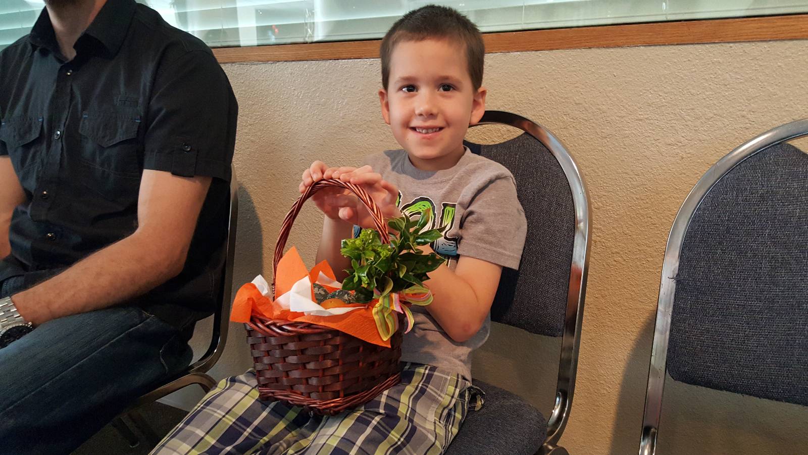 CHARLOTTE — Blessing of the Easter baskets at St. Thomas Aquinas. (By Gretchen Filz)