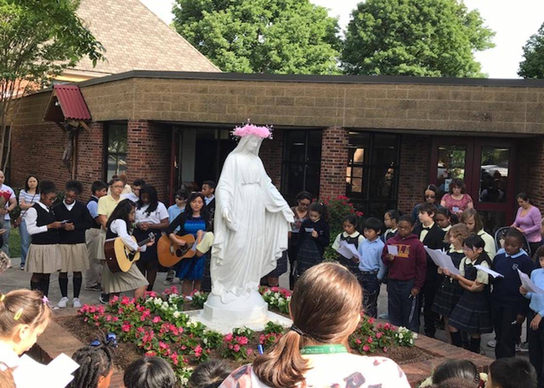 CHARLOTTE — Our Lady of the Assumption School held its May crowning May 4. (Photo provided by Deacon David Reiser)